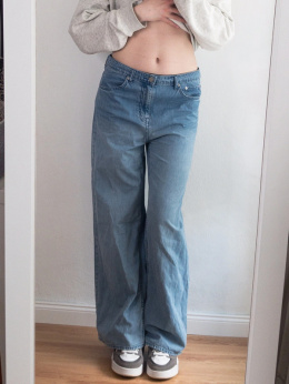 Weekday Ace jeansy z szerokimi dogrywkami vintage retro L flare dzwony pinterest