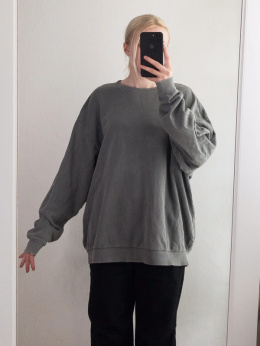 Weekday M oversize washed crewneck bluza w stylu vintage retro boxy szeroka