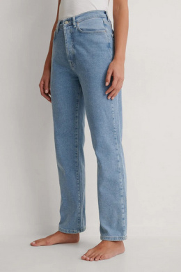 Na-kd spodnie jeansowe M proste mom jeans jeansy z wysokim stanem